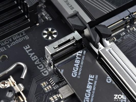 技嘉z790m小雕配什么显卡？gtx790